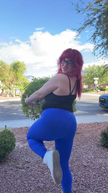 @ItsAllieDarlin
