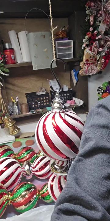 @RosiePosie, WreathsbyRosie❌️
