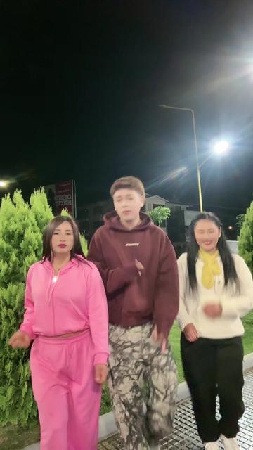 @Roly_fly🐻❄️🤍🇧🇴