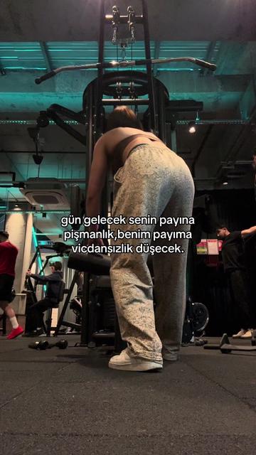 @Nisa✨