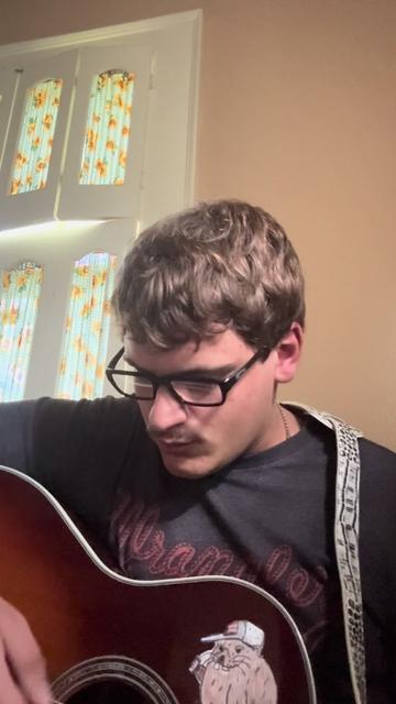 @CleeMetcalf_music
