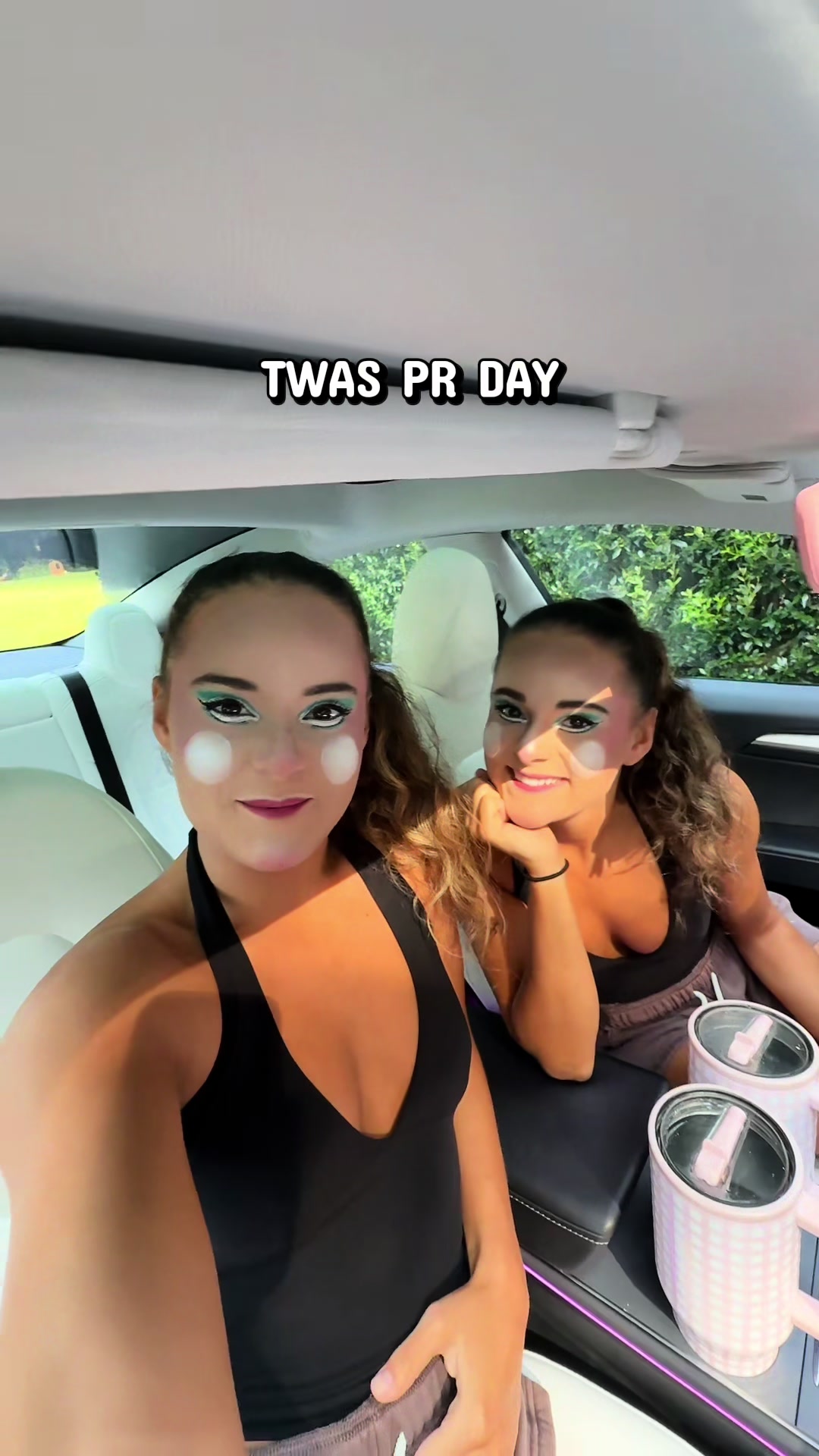 @Ma&iuml;ka & Jasmine