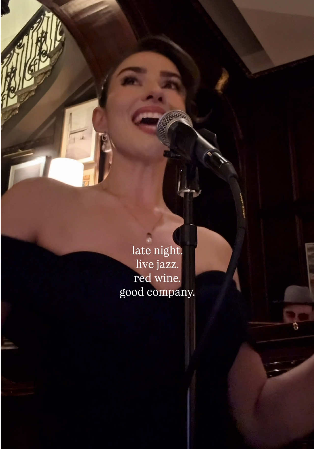 @Jade Monet