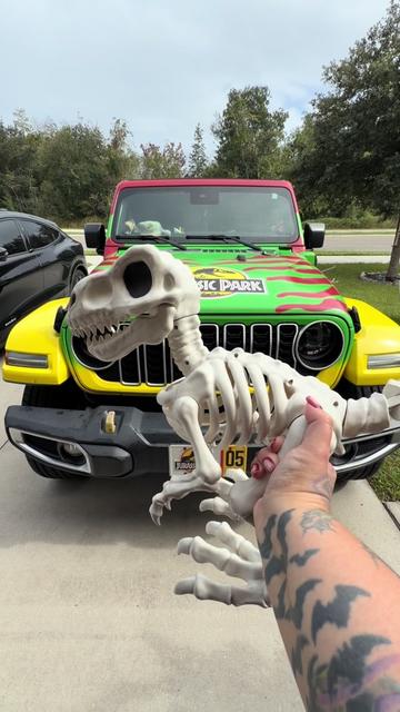 @Batty Dino