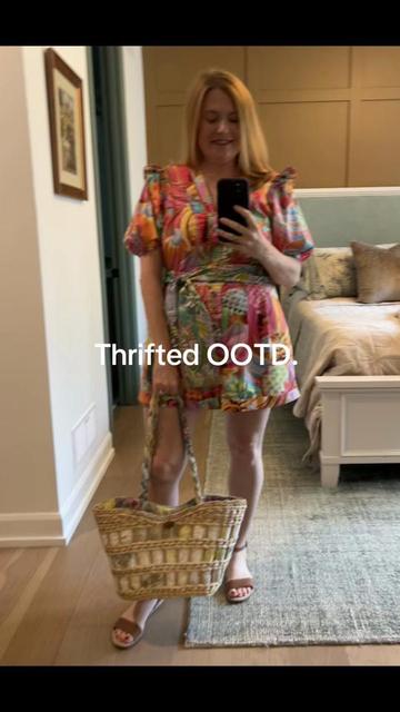 @thriftingwithconnie