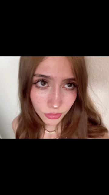 @𝒞𝓁𝒶𝓇𝑒🐾