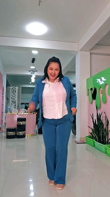 @Pesco Beauty Saloon by, Manita