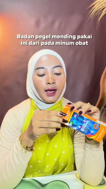@Tania_