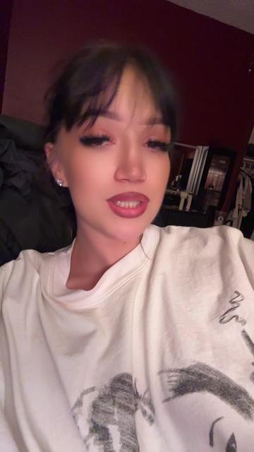 @Skylie🖤