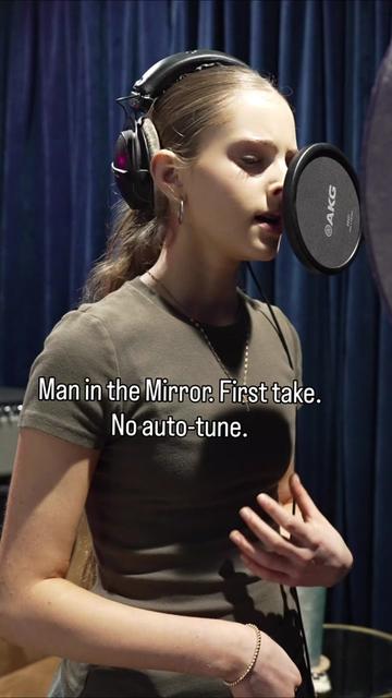 @sophieghosnsings
