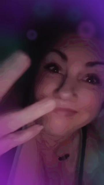 @Holly - GenX โค๏ธ๐ฅ๐๐ค๐ค๐น