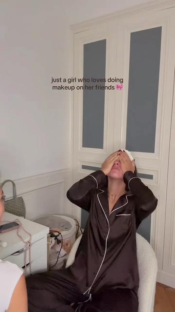 @🧸
