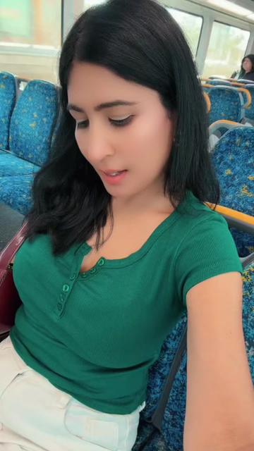 @Rheetu🦋