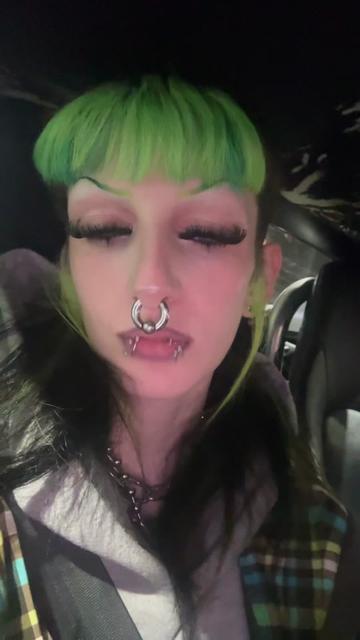 @sj ♫⃠