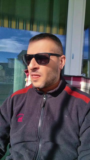 @Io sono ancora quà😎