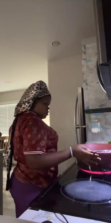 @Zuhura 😘🇧🇮🥰🇹🇿❤️🇨🇦