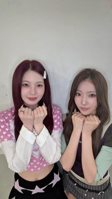 @NiziU