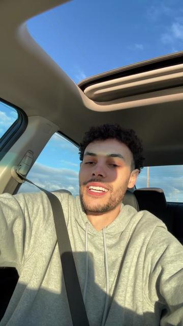 @Chrisbucketz