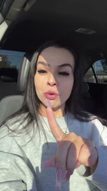 @WHOSTHATGIRLXO