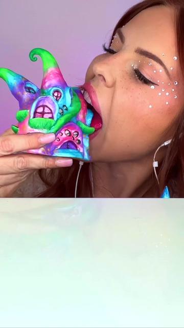 @HunniBee ASMR