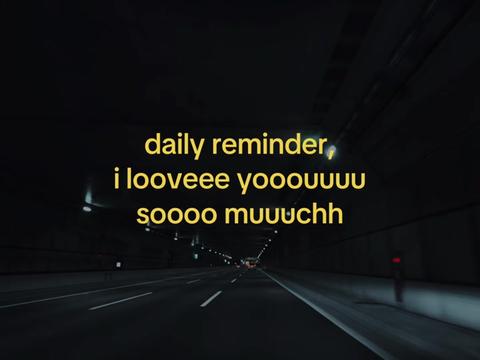 @🎧
