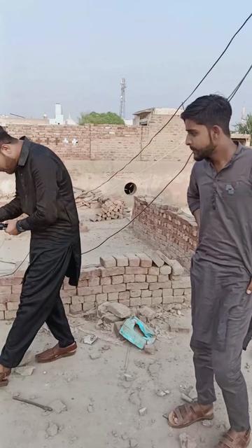 @👑عزیر~Pathan🤍🌼