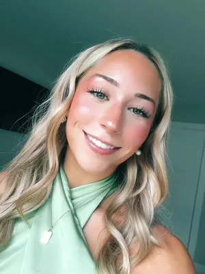@Malena