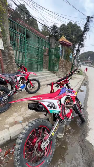 @Kashmir tamang 