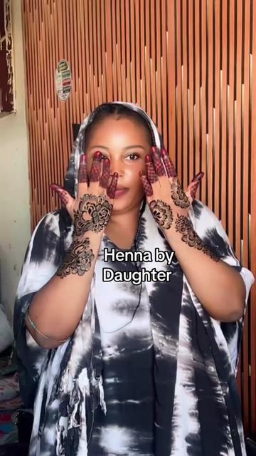 @hennabydaughter2