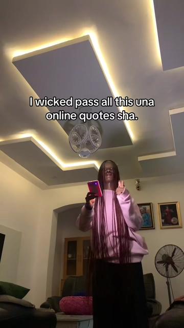 @Miss_Vee 🎀🙈