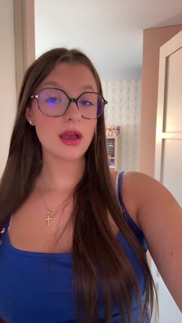 @Ava