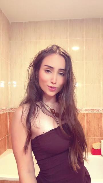 @maariaasimon