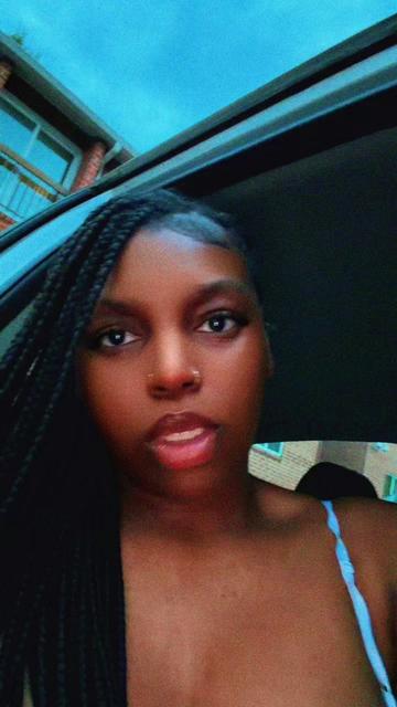 @SheTinkUnique🌻