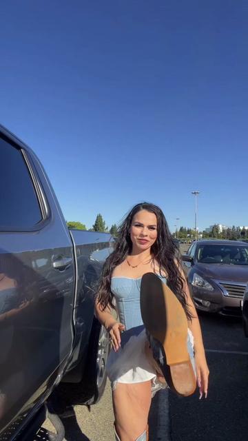 @WHOSTHATGIRLXO