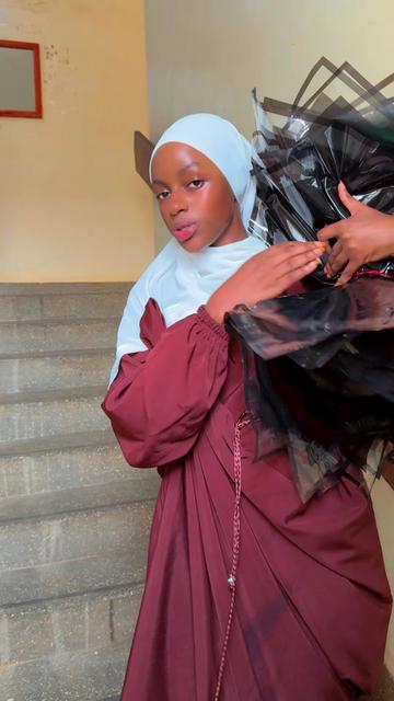 @TESSY🧕✨