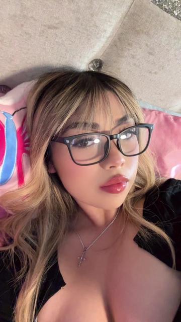 @🐰