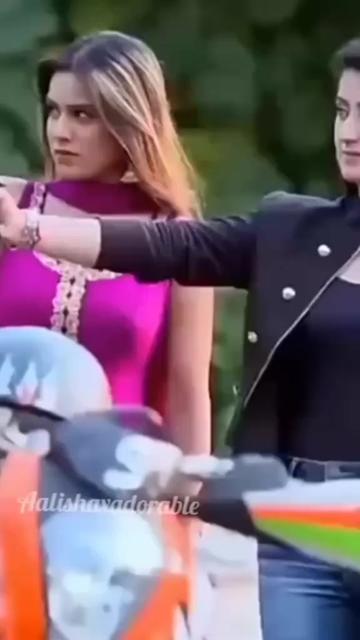 @nia Sharma