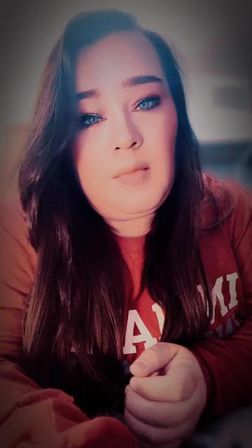 @TheGirlWithHer_CUP