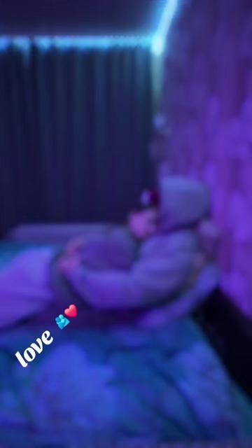 @ᵀʰᵃʸ ᶜᵃˡˡ ᵐᵉ ᶜʰⁱᵀᵃ🤫
