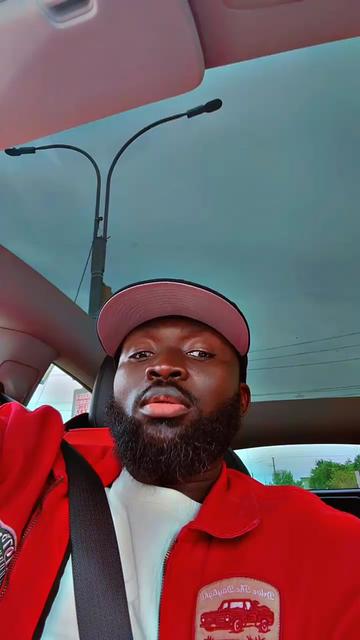 @King_larry49
