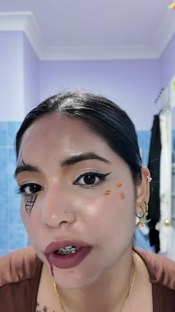 @nursewhovlogs