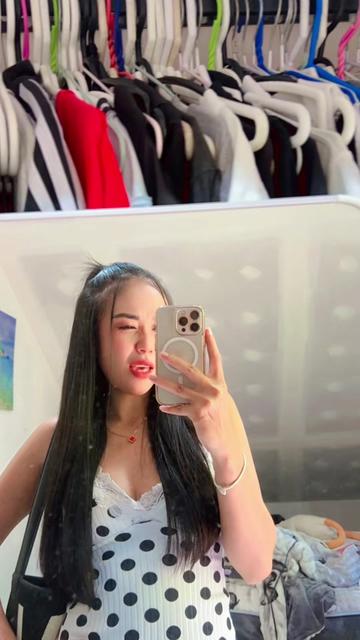 @J I N 👸