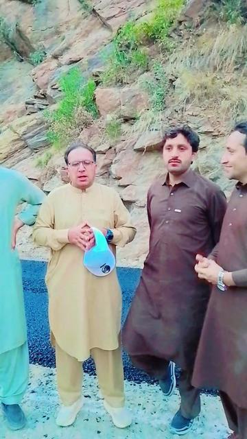 @WAQAR AHMAD ❤️love botany 🌴