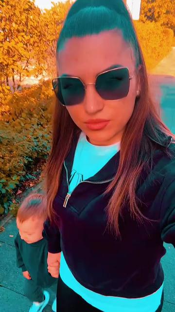 @_lina_