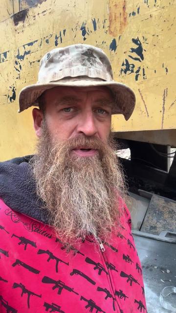 @Bearded bee man