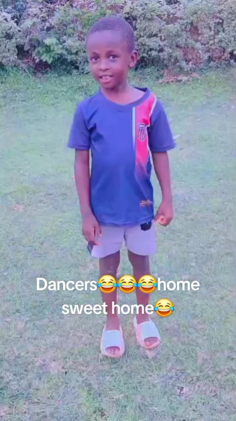 @๐ซ๐๐๐๐ซ๐๐ง๐๐ซ๐๐ฅฐ๐๐
๐
