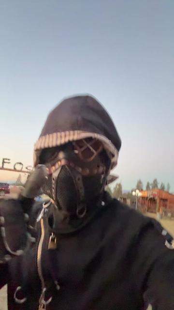 @strappy_fos