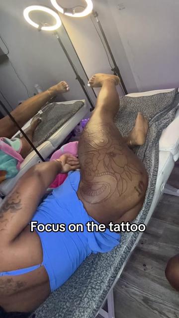 @MR.TAPOUT | TATTOO ARTIST