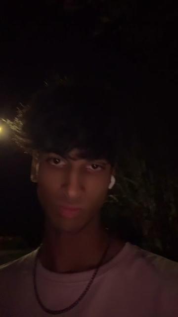 @rushil