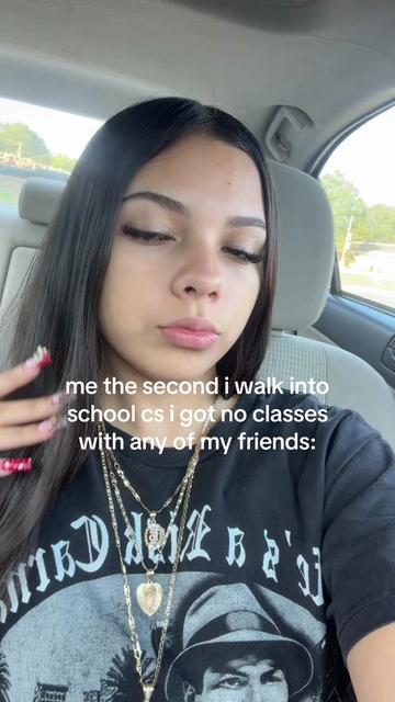 @ayyymarilyn